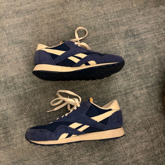 Anine Bing x Rebook Sneakers - Picture 2 of 4